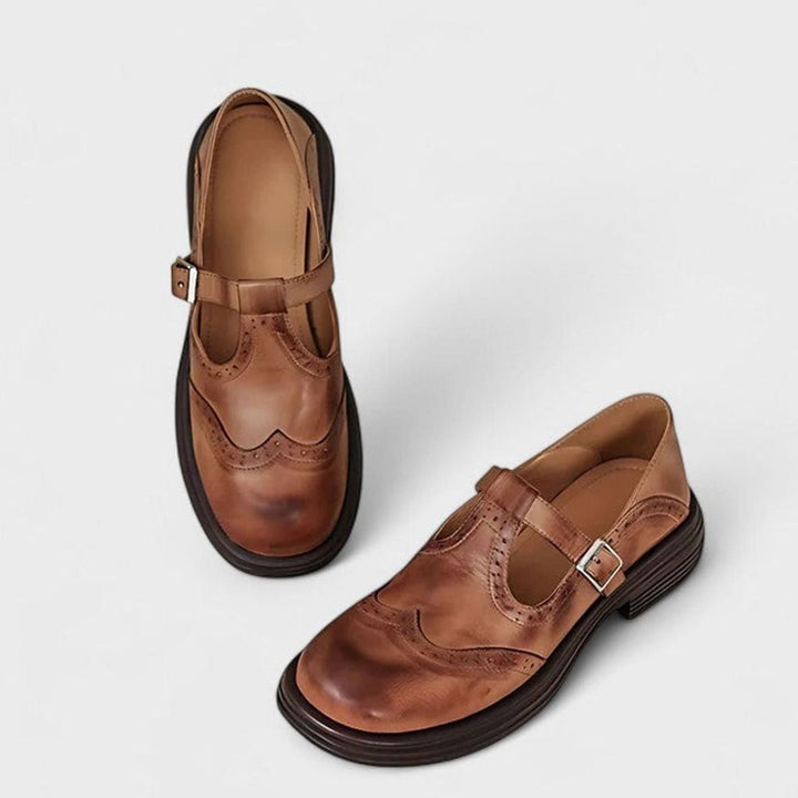 Women's Vintage Brogue Leather T-Strap Shoes Buckle Flats