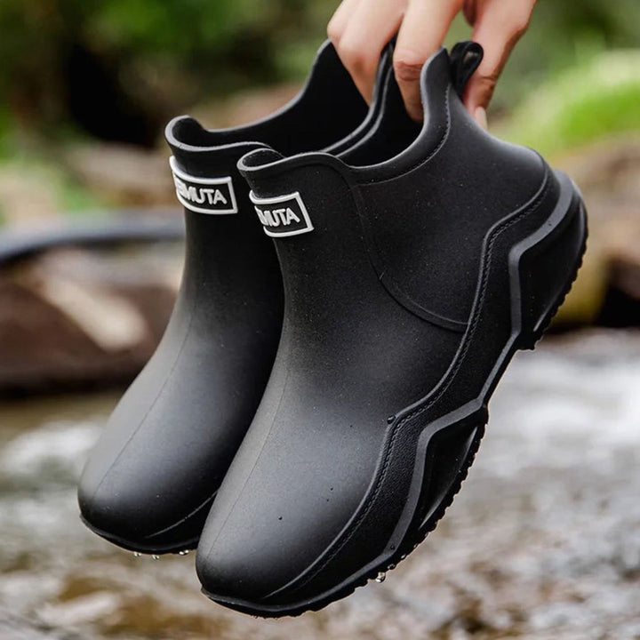 Women's Waterproof Slip-On Boots Outdoor Chelsea Rain Boots - Black