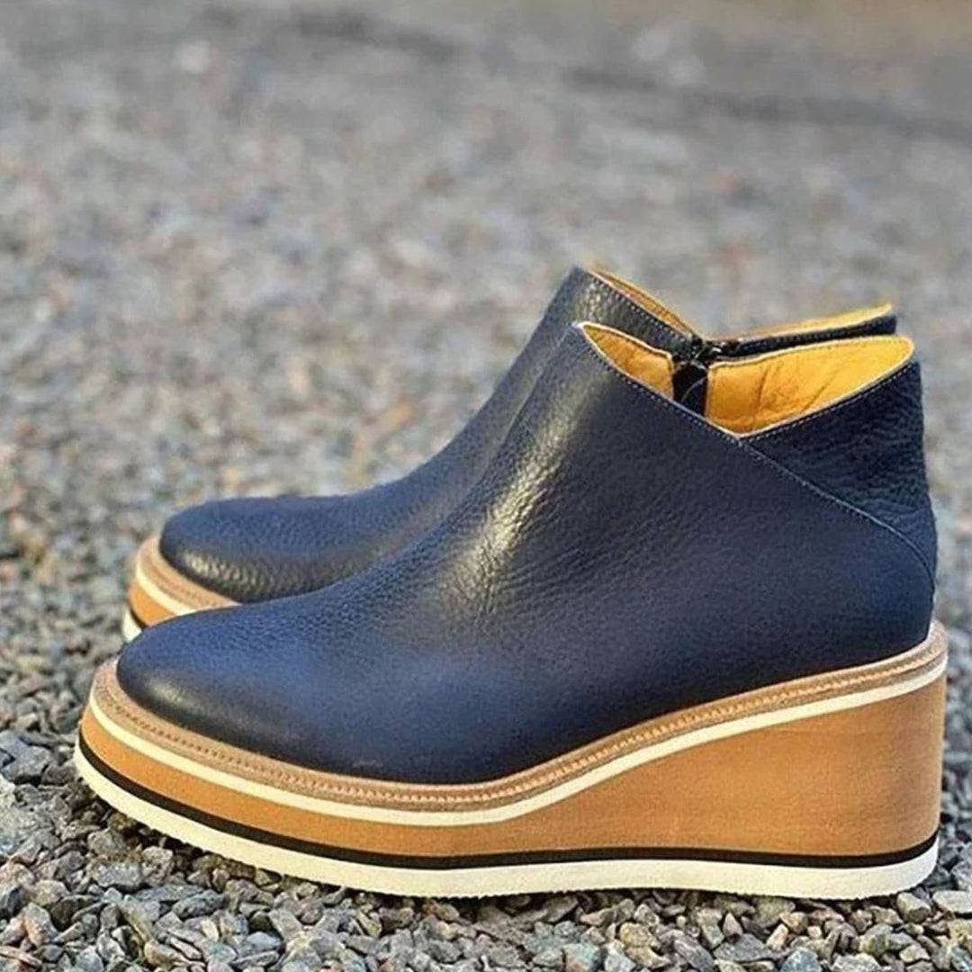 Women's Wedge Platform Slip-On Chelsea Boots - Blue