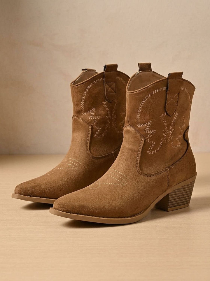 Women's Wide-Calf Embroidered Slip-On Western Cowboy Boots - Light Brown